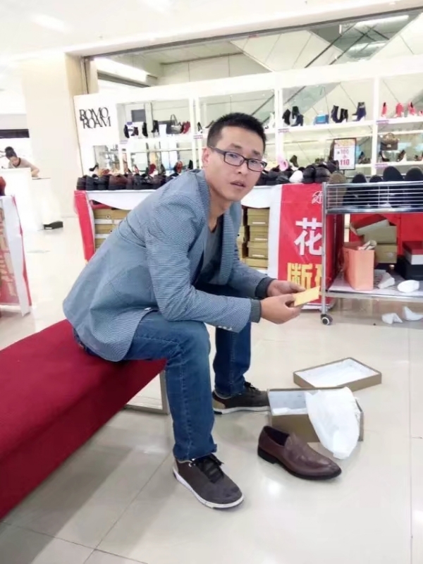 借我你的手的第一张照片--德州相亲服务中心