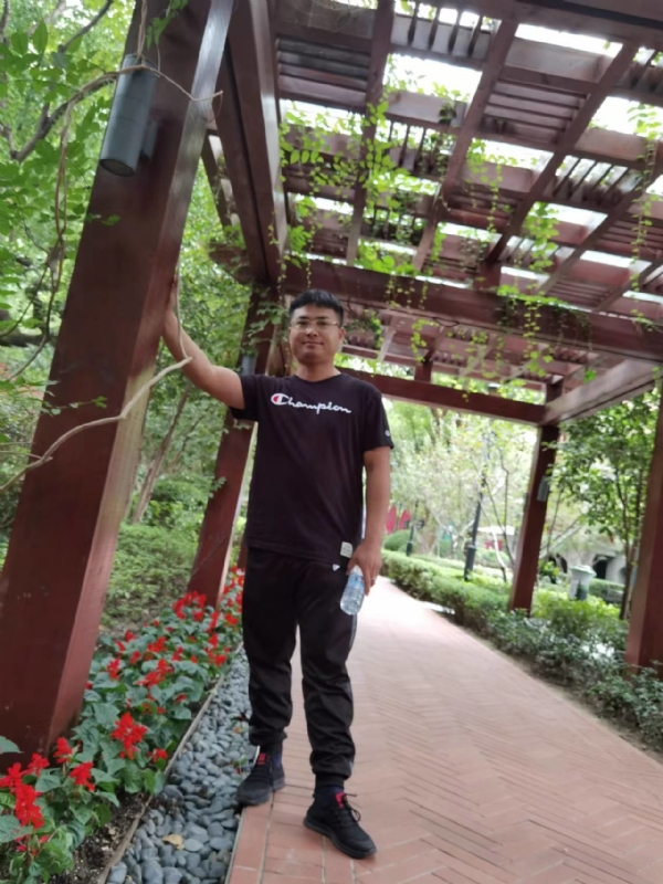 会飞的鱼的第三张照片--德州相亲服务中心