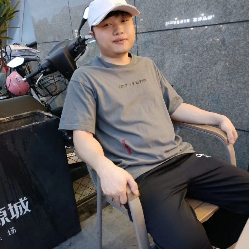 风吹半夏的第一张照片--德州相亲服务中心