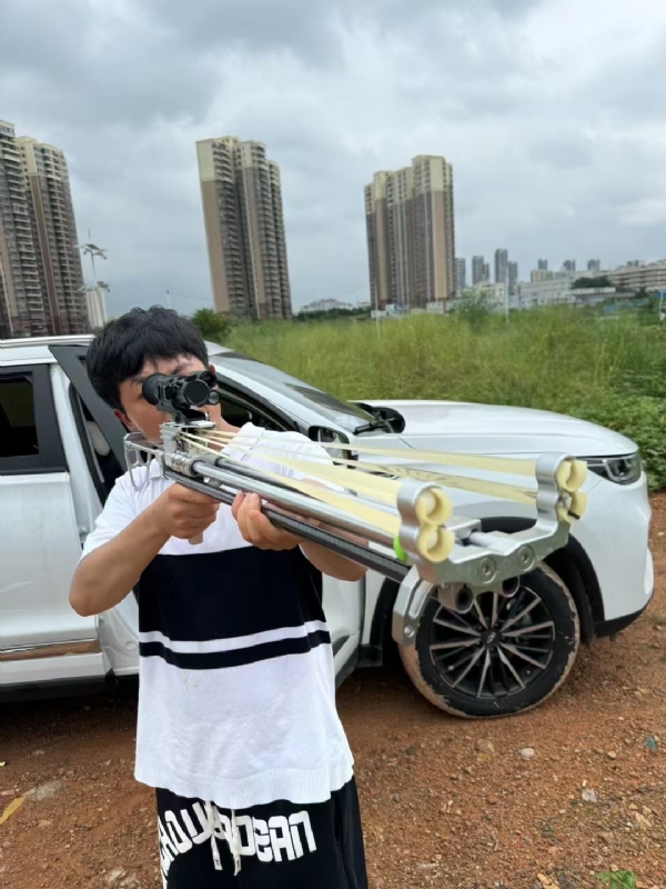 凌其飞的第四张照片--德州相亲服务中心