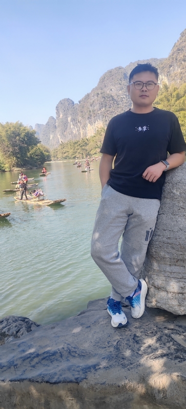 受过伤的狼的第二张照片--德州相亲服务中心