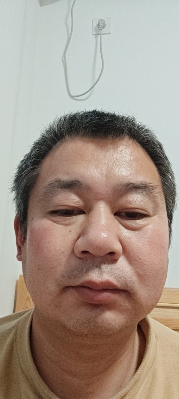 龙万的第一张照片--德州相亲服务中心