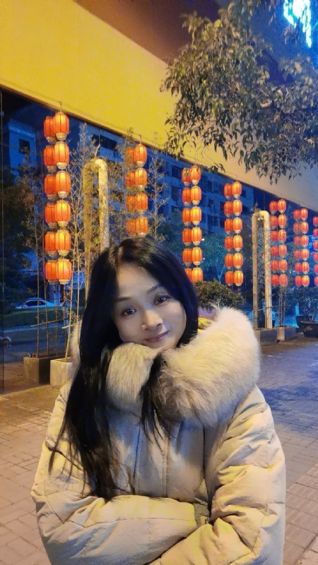 伊伊的第二张照片--德州相亲服务中心