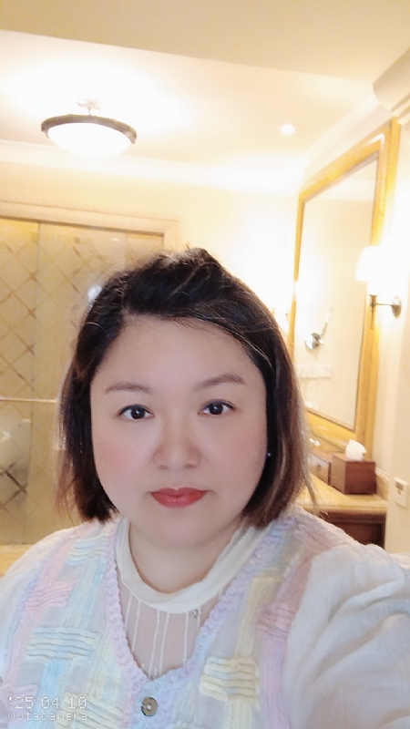 衎静玲瓏的第一张照片--德州相亲服务中心