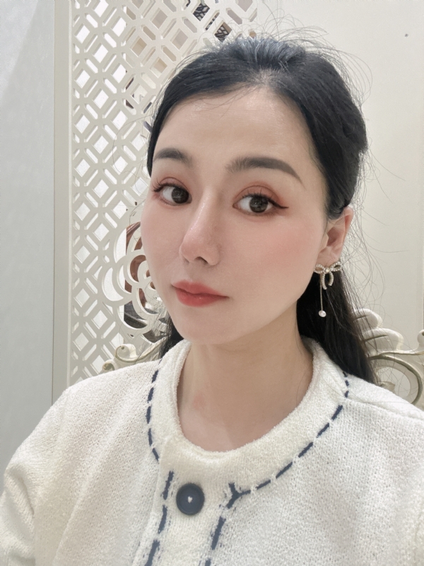 金莉的第一张照片--德州相亲服务中心