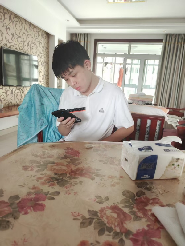 铁在烧的第一张照片--德州相亲服务中心