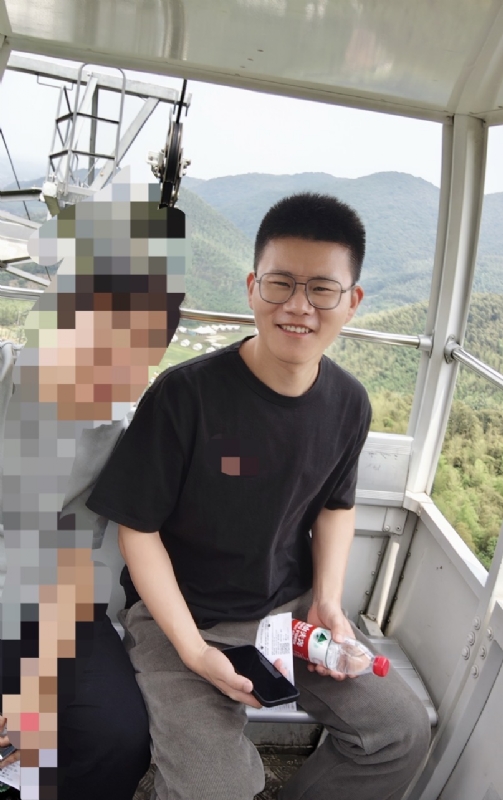 奔奔笨笨的第一张照片--德州相亲服务中心
