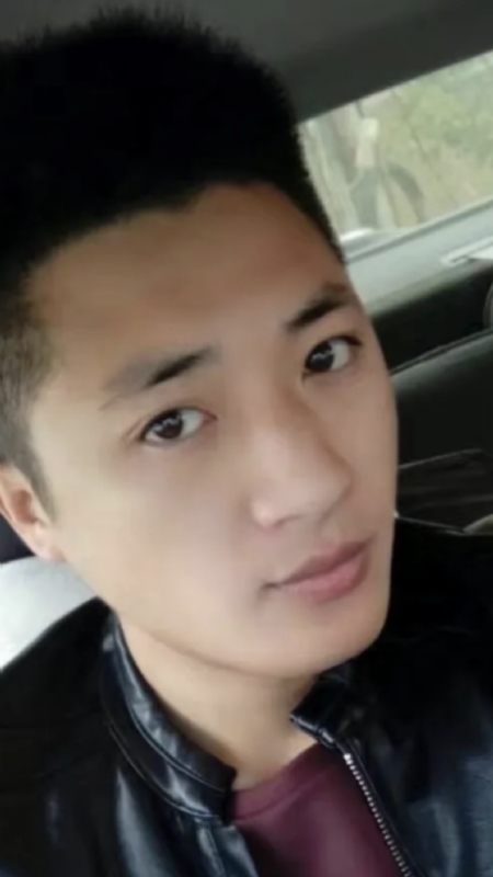 小汤米的第二张照片--德州相亲服务中心