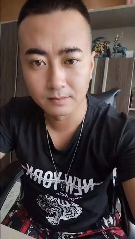 Luck耀的第一张照片--德州相亲服务中心