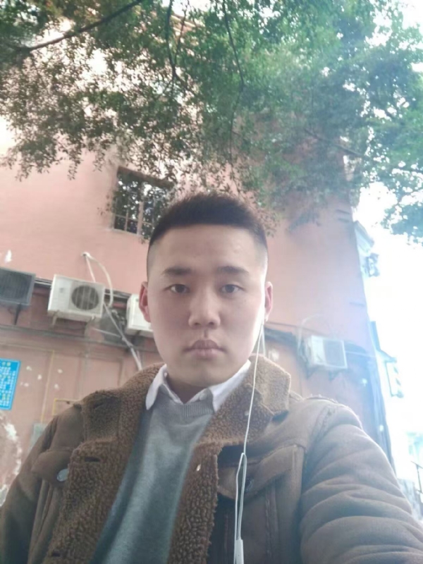 想了很久的男人的第一张照片--德州相亲服务中心