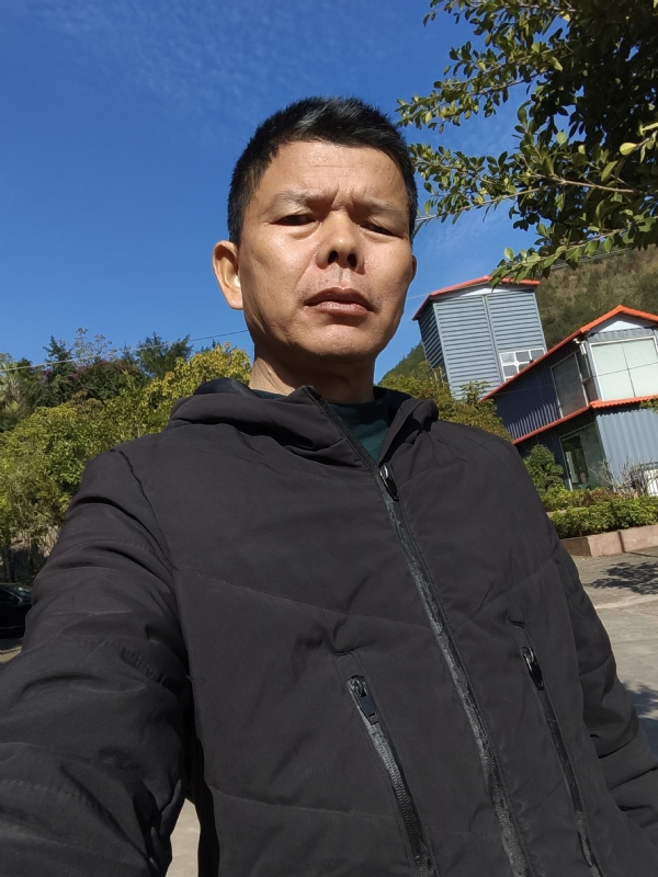 子午卯酉的第一张照片--德州相亲服务中心