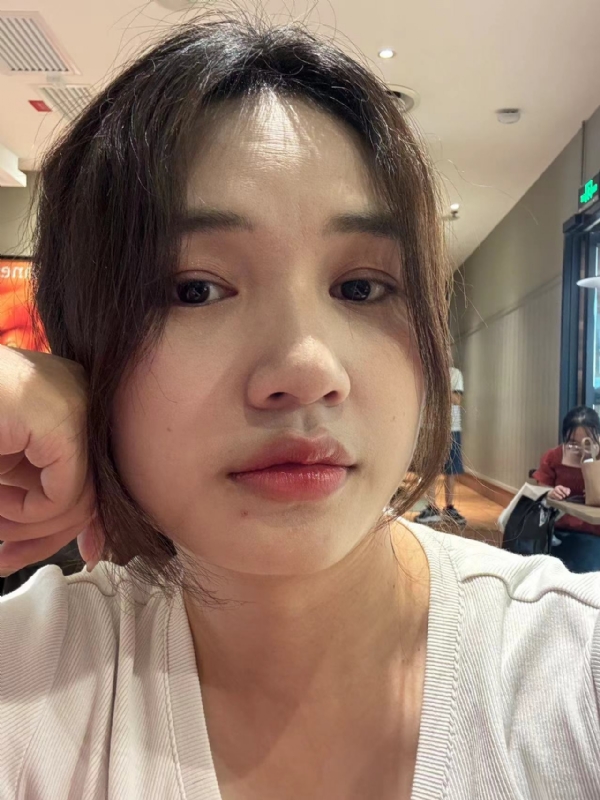 粉墨的第一张照片--德州相亲服务中心