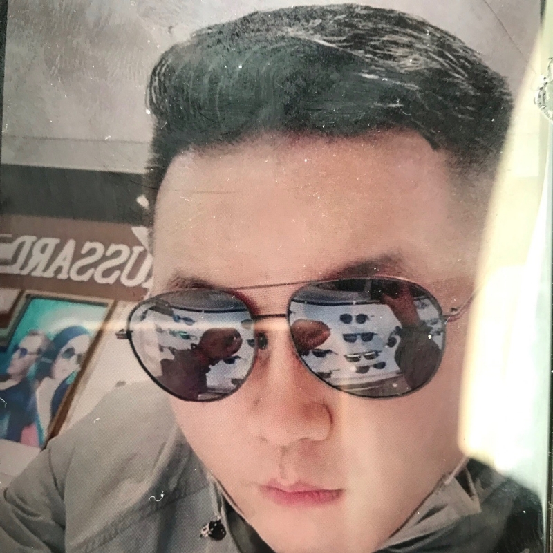 至尊宝的第一张照片--德州相亲服务中心